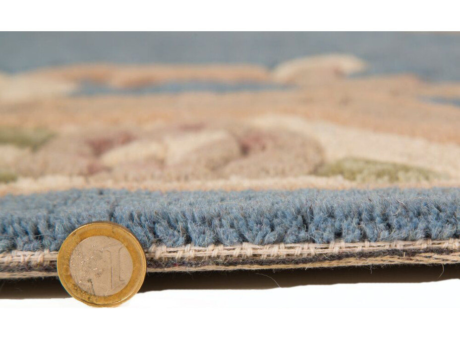 Ručně všívaný kusový koberec Lotus premium Blue circle