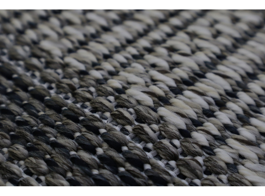 Kusový koberec Yukon 5649Z Ivory Dark Grey