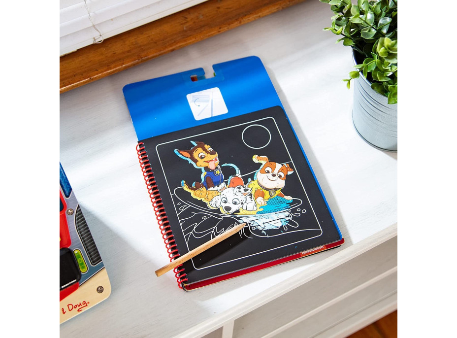 NICKELODEON Škrabací obrázky v bloku Tlapková patrola