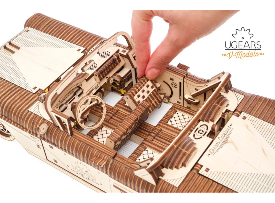 UGEARS 3D puzzle Dream Cabriolet VM-05, 735 dílků