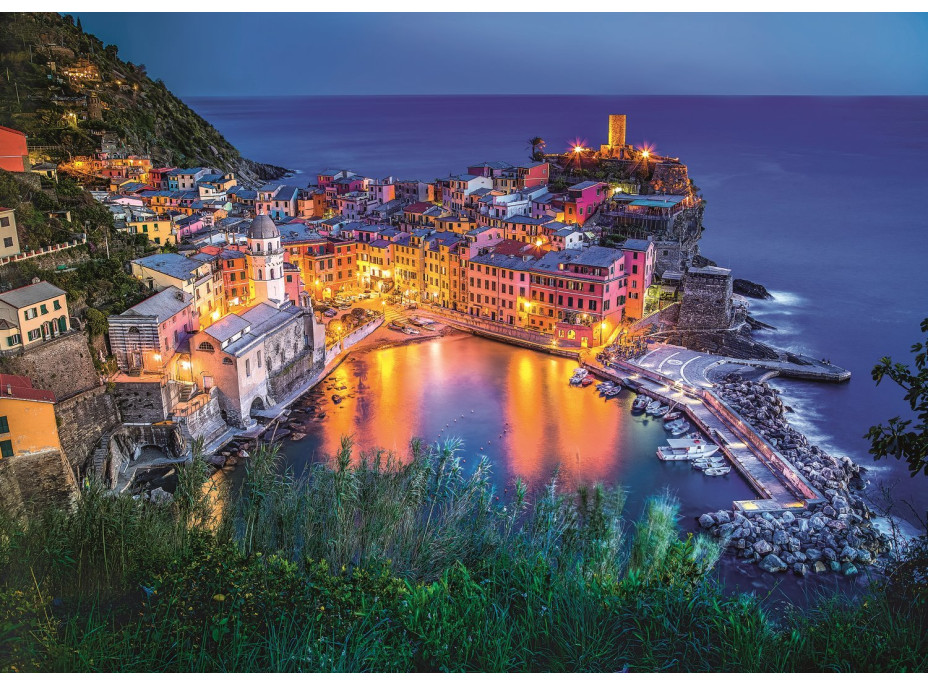 TREFL Puzzle Vernazza za soumraku, Itálie 2000 dílků