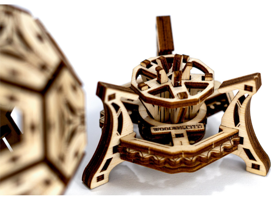 WOODEN CITY 3D puzzle Multifunkční organizér - Fotbalový míč 175 dílů