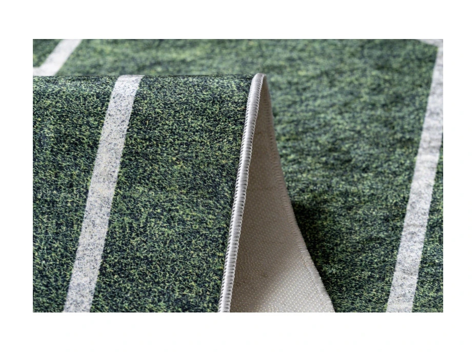 Dětský kusový koberec Bambino 2138 Football green