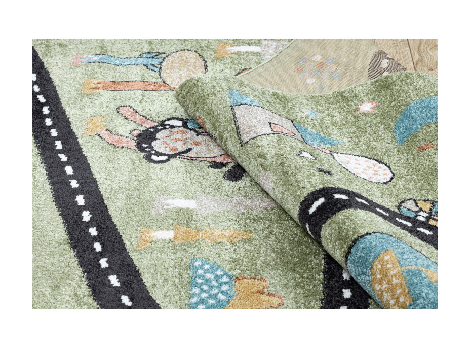 Dětský kusový koberec Fun Route Street animals green