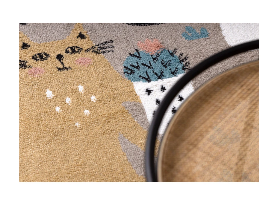 Dětský kusový koberec Fun Kittens Cats beige