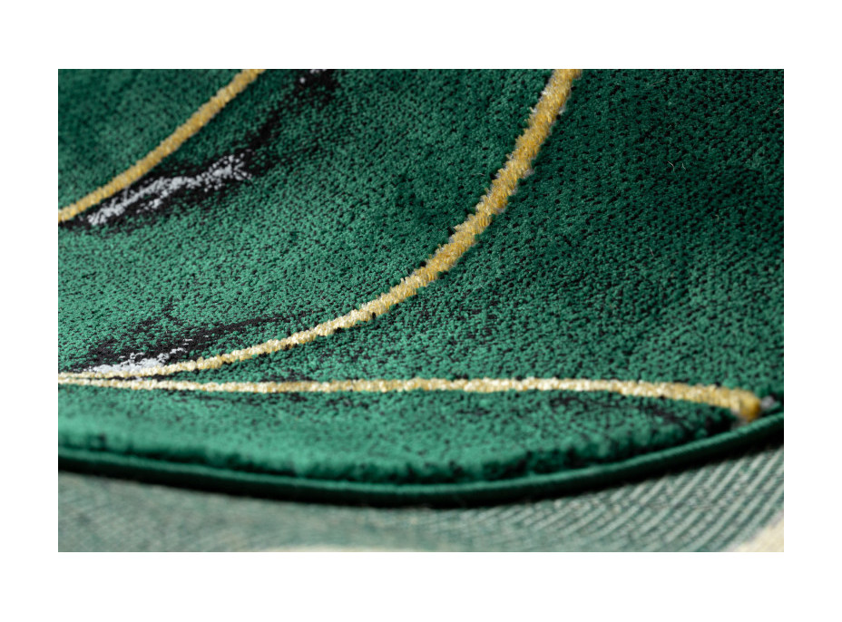 Kusový koberec Emerald 1016 green and gold